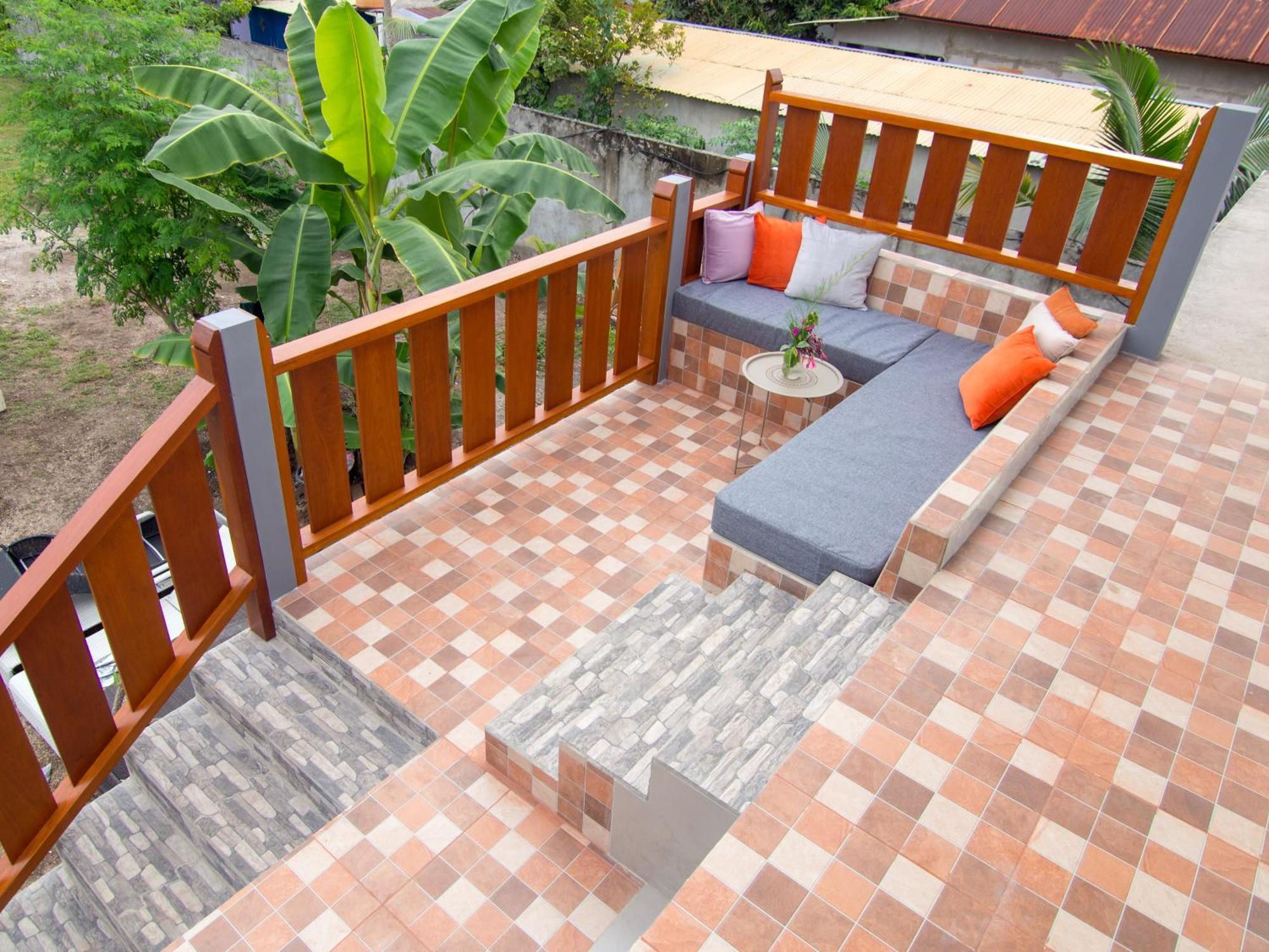 Coco Breeze Spa Hotel Gili Air Exterior photo